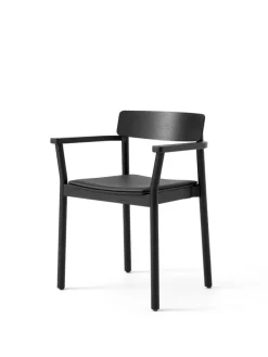 &Tradition Betty TK11 Spisebordsstol, sortlakeret eg/sort læder fra> Spisebordsstole