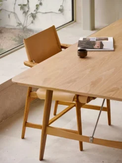 Carl Hansen & Søn BM1160 Jagtbordet, 210 x 82 cm. af Børge Mogensen><noscript><img width=