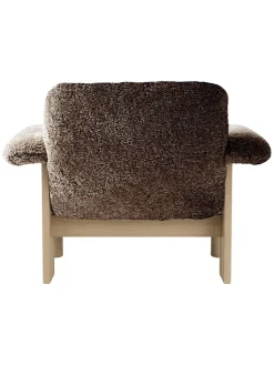 Audo Copenhagen Brasilia Lounge Chair, low back, sheepskin fra><noscript><img width=