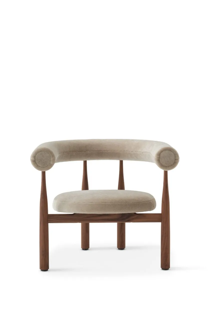 New Works Bukowski Loungestol, valnød fra> Loungestole|Lænestole