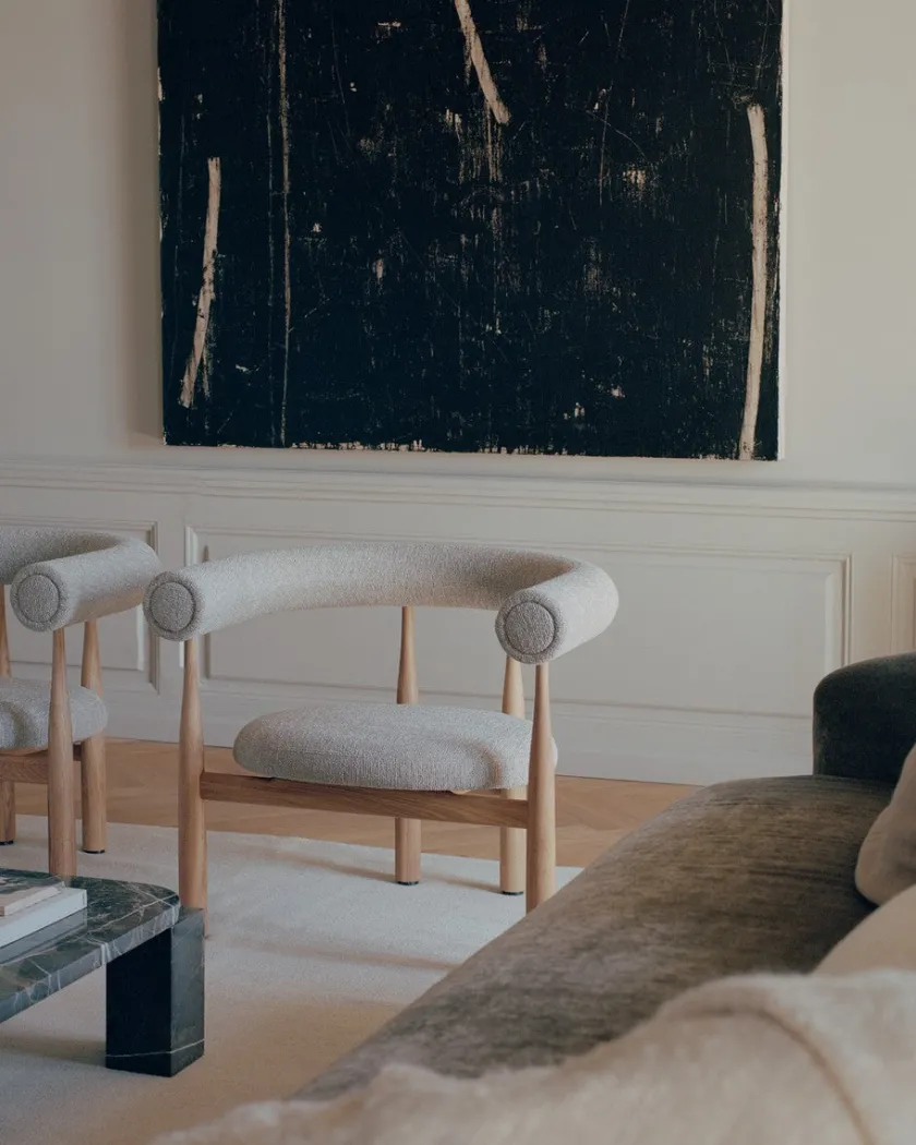 New Works Bukowski Loungestol, valnød fra> Loungestole|Lænestole