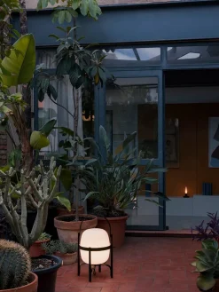 Santa & Cole Cesta Exterior Lampe fra Santa and Cole><noscript><img width=
