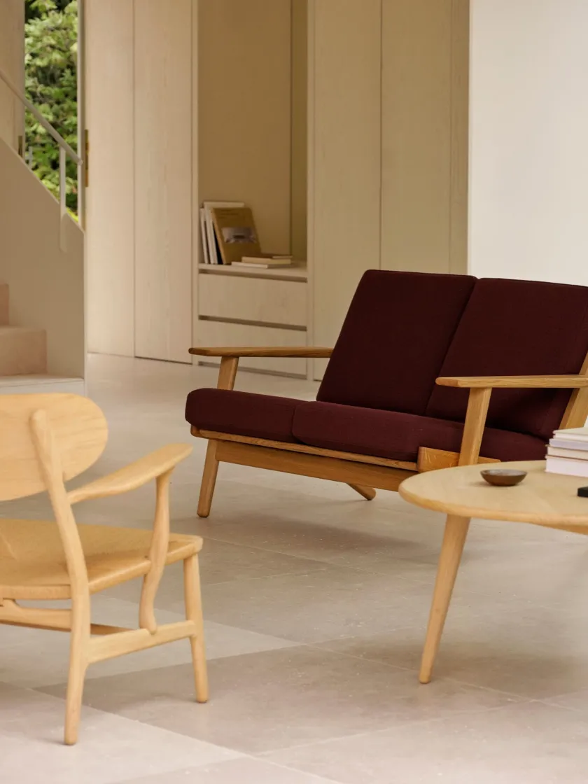 Carl Hansen & Søn CH292 2 pers. sofa, eg olie af Hans J. Wegner> Sofaer