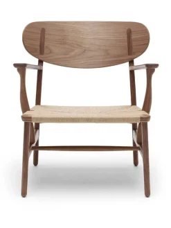 Carl Hansen & Søn CH22 Loungestol af Hans J. Wegner><noscript><img width=
