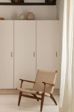 Carl Hansen & Søn CH25 Loungestol, eg hvidolie af Hans J. Wegner><noscript><img width=