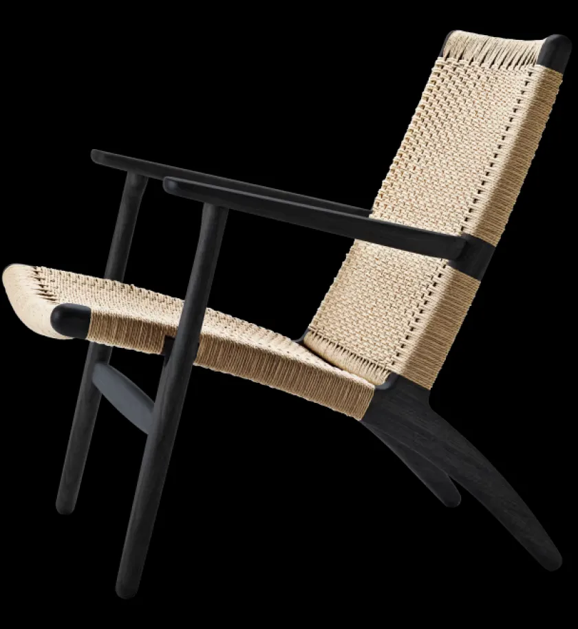 Carl Hansen & Søn CH25 Loungestol, eg hvidolie af Hans J. Wegner> Loungestole|Lænestole