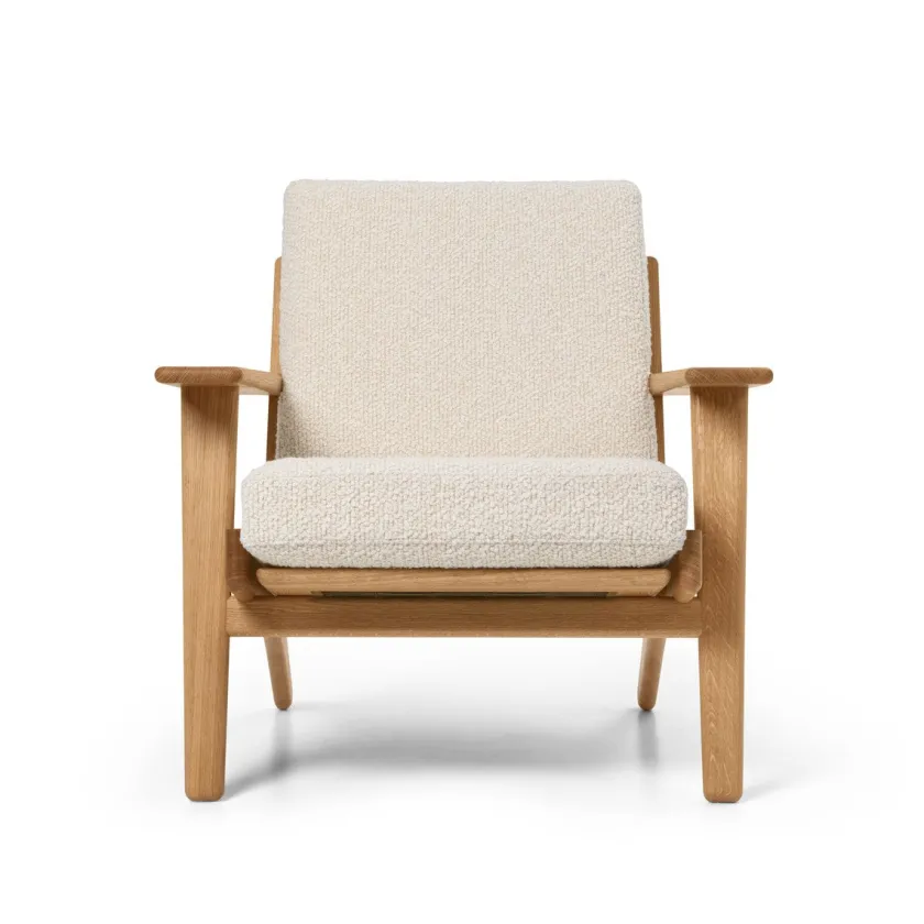 Carl Hansen & Søn CH290 loungestol, eg olie af Hans J. Wegner> Loungestole|Lænestole