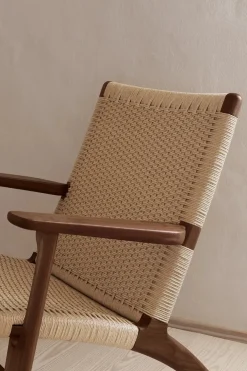 Carl Hansen & Søn CH25 Loungestol, eg sortmalet med sort flet af Hans J. Wegner><noscript><img width=