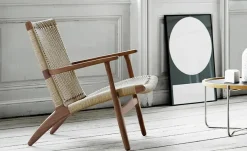 Carl Hansen & Søn CH25 Loungestol, valnød olie af Hans J. Wegner><noscript><img width=