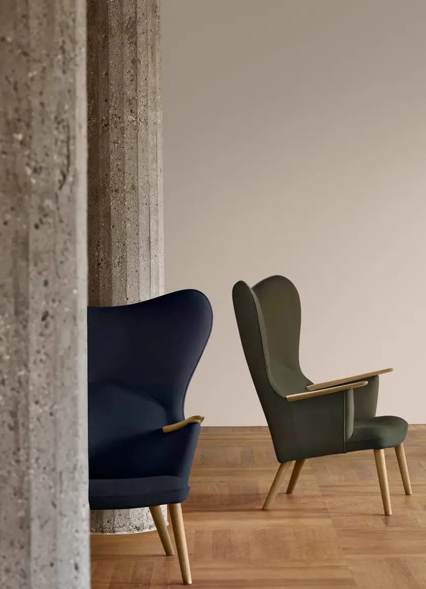 Carl Hansen & Søn CH78 Mama Bear af Hans J. Wegner> Loungestole|Lænestole