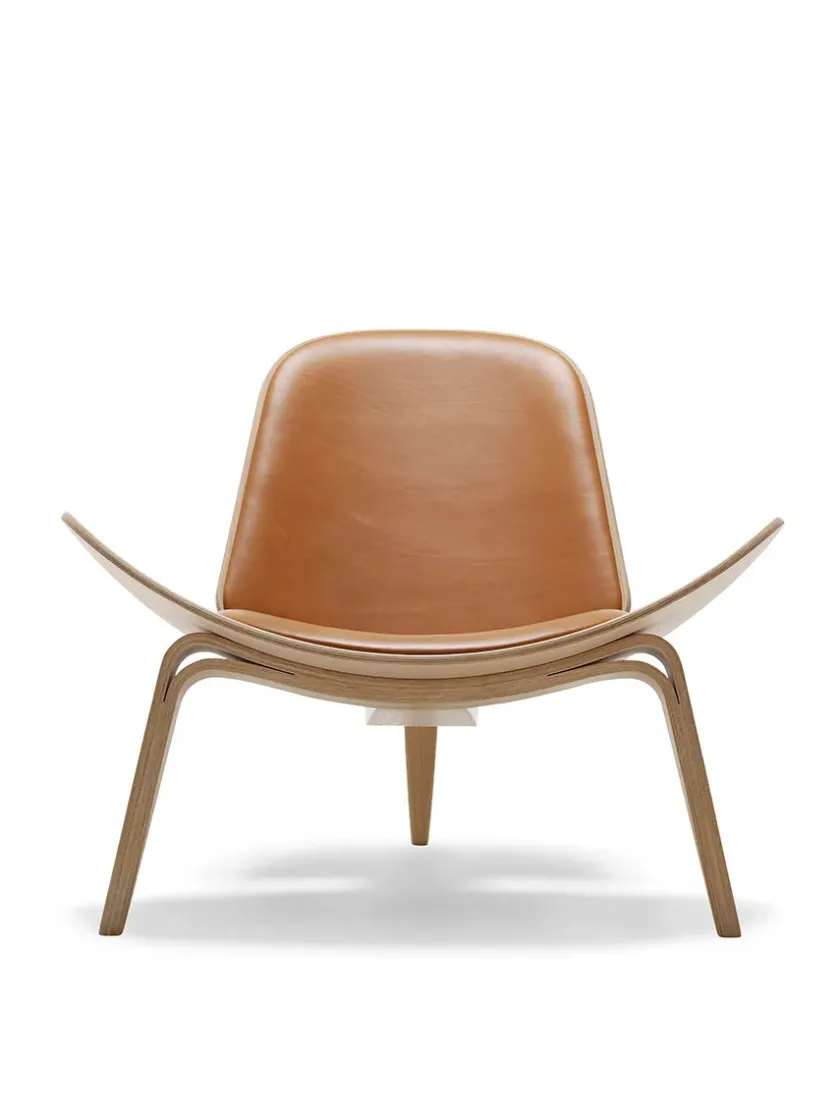Carl Hansen & Søn CH07 Skalstol, eg olie/Loke 7748 af Hans J. Wegner> Loungestole|Lænestole