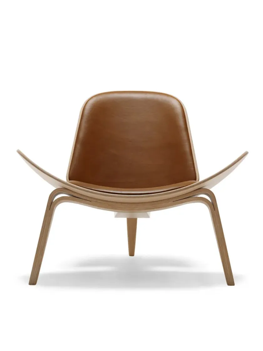 Carl Hansen & Søn CH07 Skalstol, eg olie/Loke 7748 af Hans J. Wegner> Loungestole|Lænestole