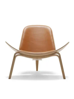 Carl Hansen & Søn CH07 Skalstolen af Hans J. Wegner><noscript><img width=