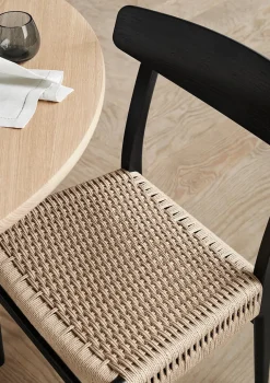 Carl Hansen & Søn CH23 Spisestol, eg hvidolie af Hans J. Wegner><noscript><img width=