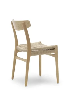 Carl Hansen & Søn CH23 Spisestol, valnød olie af Hans J. Wegner><noscript><img width=
