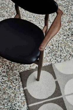 House of Finn Juhl Cirkel Tæppe af Finn Juhl><noscript><img width=