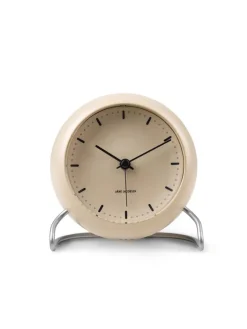 Arne Jacobsen Clocks City Hall Bordur, pale orange af Arne Jacobsen> Gaver Til Ham