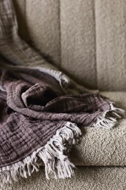 &Tradition Collect Cotton Throw SC32 fra><noscript><img width=