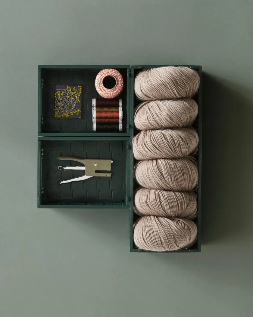 HAY Colour Crate Mini Oblong, Sage green fra>Børn Gaver|Gaver Til Børn