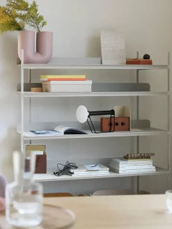 Muuto Compile Shelving System, configuration 3 fra> Reolsystemer