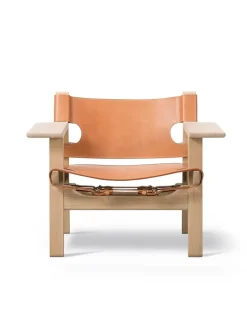 Fredericia Furniture Den Spanske Stol i naturfarvet læder, eg sæbe af Børge Mogensen> Lænestole