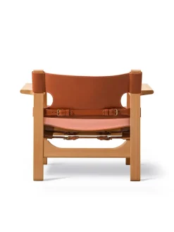Fredericia Furniture Den Spanske Stol i sort læder, røget eg olie af Børge Mogensen><noscript><img width=