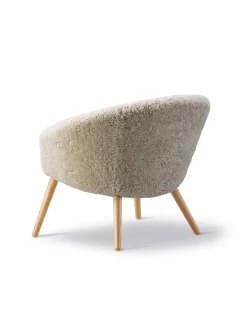 Fredericia Furniture Ditzel Lounge Chair, lammeskind fra><noscript><img width=