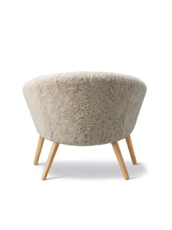 Fredericia Furniture Ditzel Lounge Chair, lammeskind fra><noscript><img width=