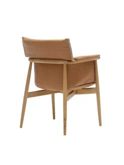 Carl Hansen & Søn E005 Embrace Chair af EOOS><noscript><img width=