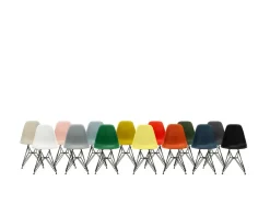 Vitra Eames Plastic Armchair DAW, mørkbejdset ahorntræ fra><noscript><img width=
