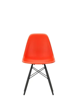 Vitra Eames Plastic Side Chair DSW, sortlakeret ahorntræ fra><noscript><img width=