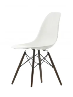 Vitra Eames Plastic Side Chair DSW, mørkbejdset ahorntræ fra><noscript><img width=