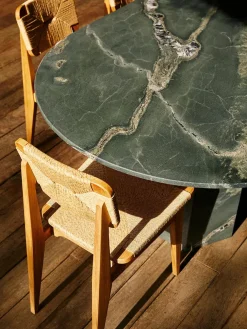 GUBI Epic Outdoor Dining Table, round fra><noscript><img width=
