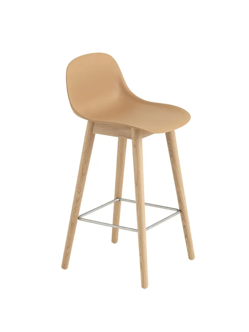 Muuto Fiber Bar Stool Wood w. back fra> Barstole