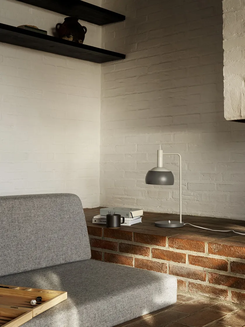 Louis Poulsen FJ Elements Table Lamp fra> Spots