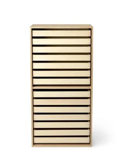 Carl Hansen & Søn FK63 Kabinet fra><noscript><img width=