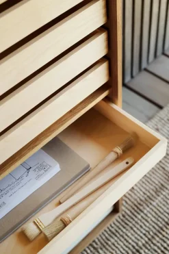 Carl Hansen & Søn FK63 Reol med ben og bakker fra> Reoler