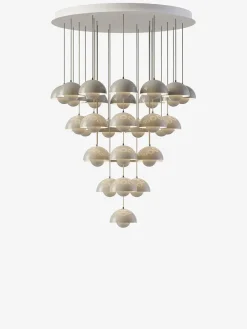 &Tradition Flowerpot Chandelier VP10, 10 pendants reversed fra><noscript><img width=