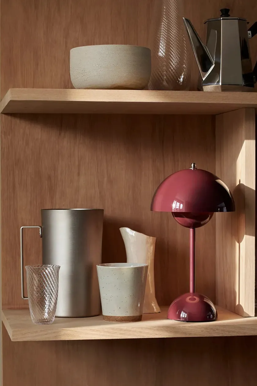 &Tradition Flowerpot Portable VP9 Bordlampe af Verner Panton> Gaver Til Hende|Portable Lamper