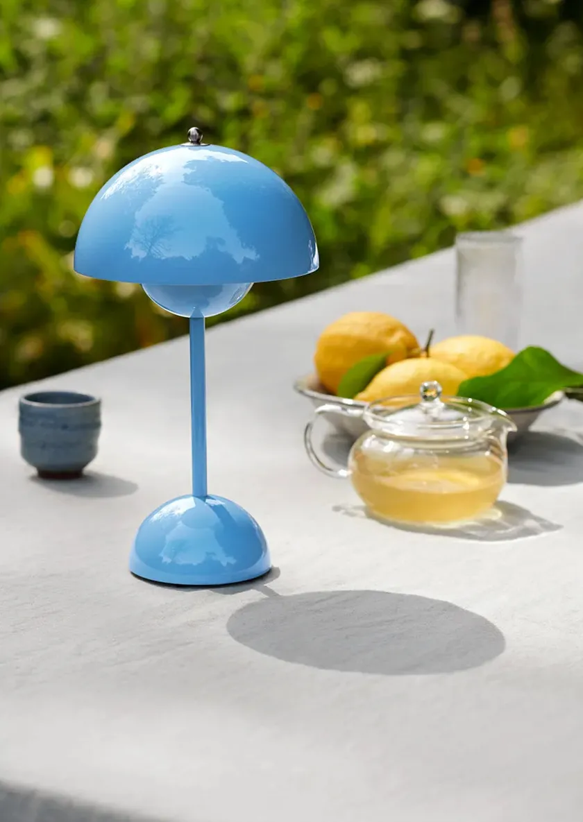 &Tradition Flowerpot Portable VP9 Bordlampe af Verner Panton> Gaver Til Hende|Portable Lamper