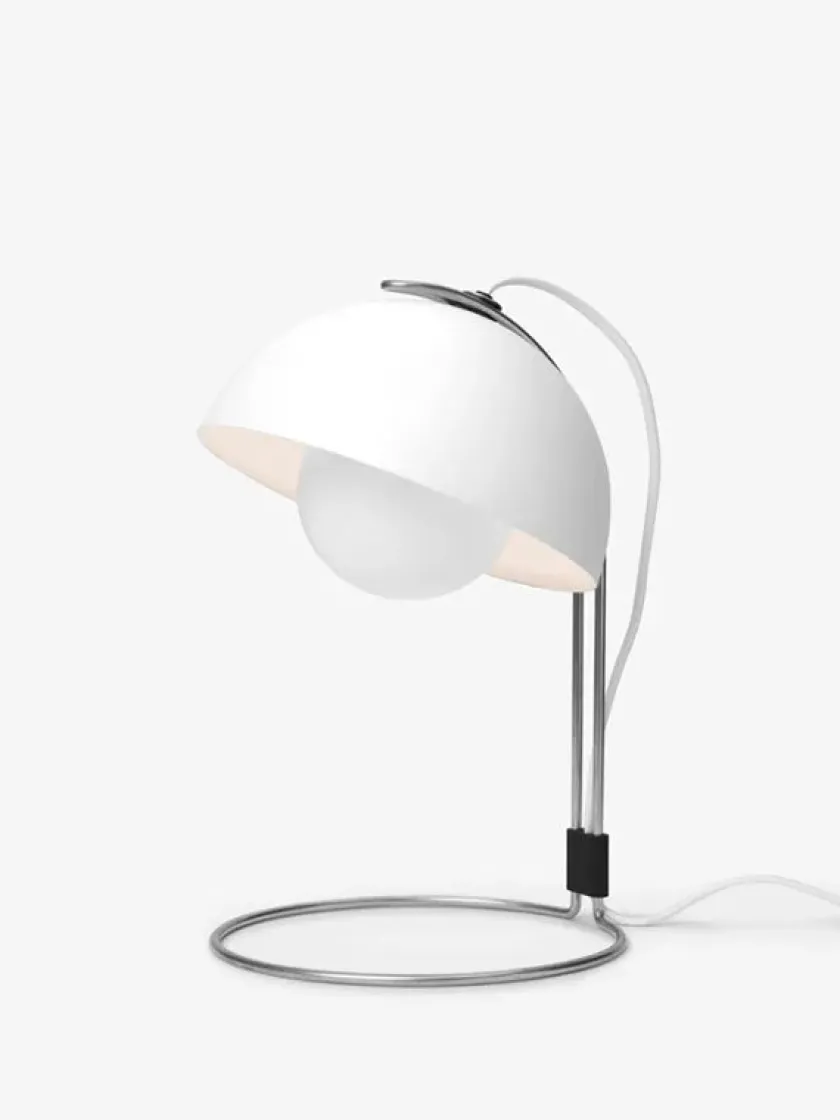 &Tradition Flowerpot VP4 bordlampe af Verner Panton> Skrivebordslamper|Spots