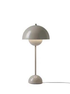 &Tradition Flowerpot VP3 bordlampe af Verner Panton><noscript><img width=