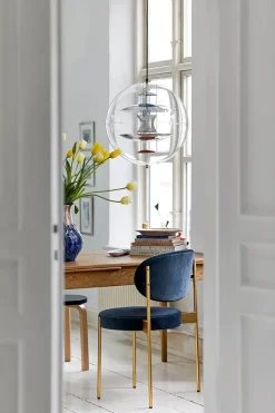 Verpan Globe, Brass Finish pendel Ø40 af Verner Panton><noscript><img width=