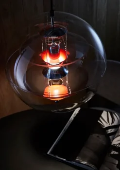 Verpan Globe, Glass pendel Ø40 af Verner Panton><noscript><img width=