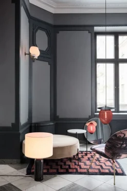 GUBI Gravity Bordlampe, large fra> Spots