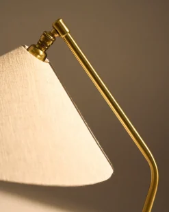 GUBI Gräshoppa bordlampe fra><noscript><img width=