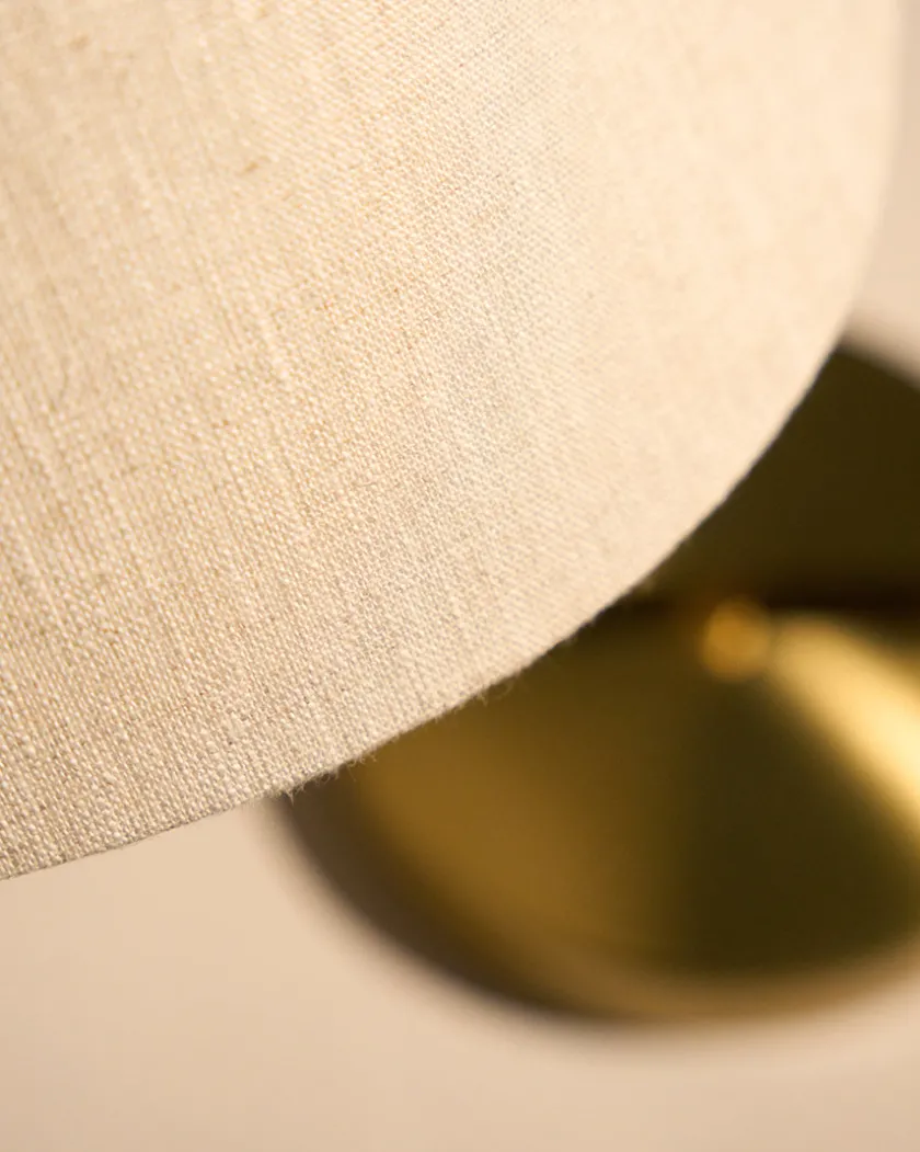 GUBI Gräshoppa bordlampe fra> Spots