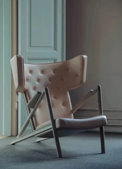 House of Finn Juhl Græshoppestolen af Finn Juhl><noscript><img width=