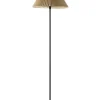 Le Klint 334H Gulvlampe, buttermilk fra> Gulvlamper|Spots