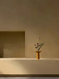 Audo Copenhagen Hana Vase, H7 cm i Umber fra><noscript><img width=